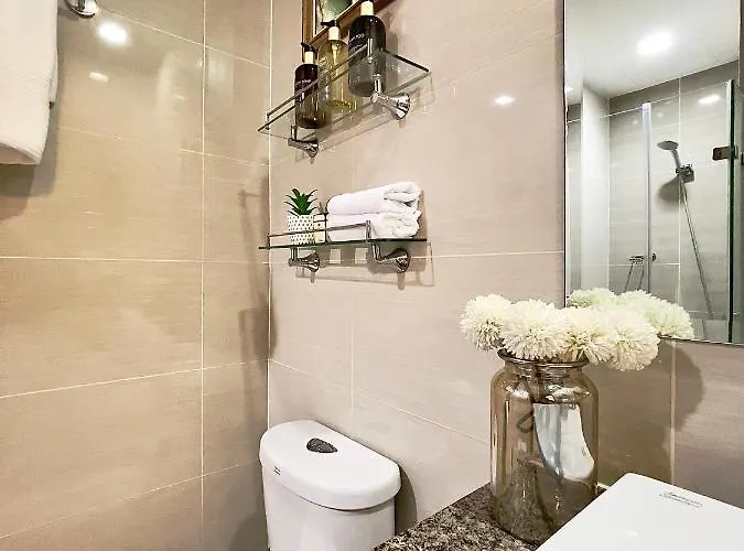 Angeliz Suites: Uptown Bgc *