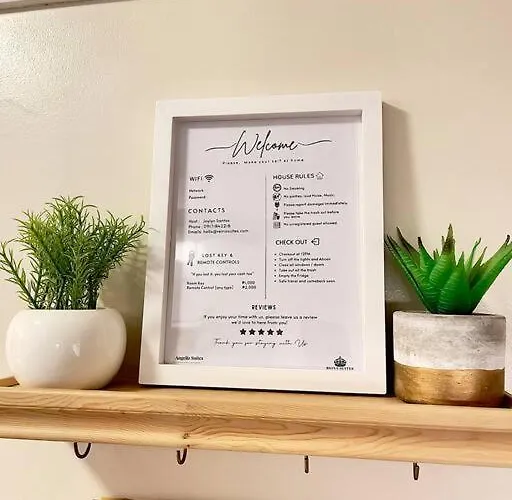 Angeliz Suites: Uptown Bgc Apartment Manila