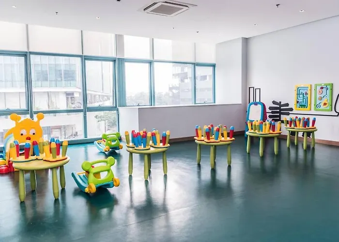 Angeliz Suites: Uptown Bgc * Manila