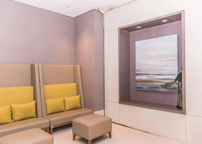 Angeliz Suites: Uptown Bgc Apartment *