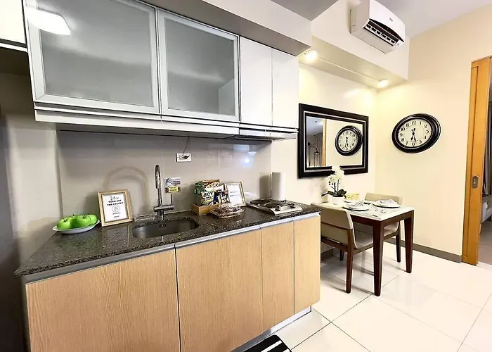 Angeliz Suites: Uptown Bgc Apartment *