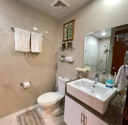 Apartment Angeliz Suites: Uptown Bgc Manila