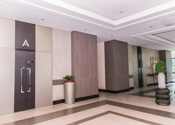 Angeliz Suites: Uptown Bgc Apartment