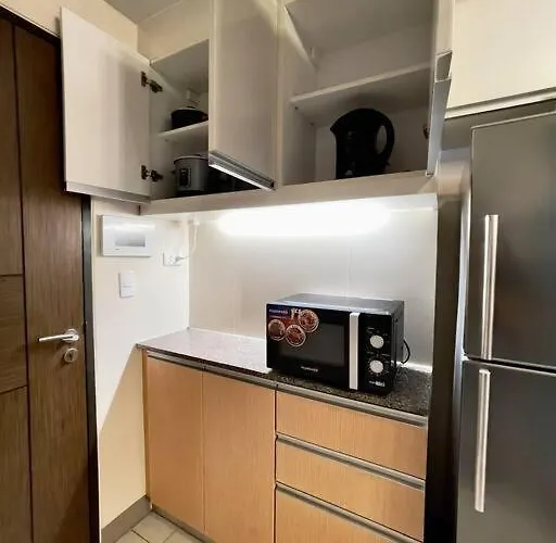 Angeliz Suites: Uptown Bgc Apartment