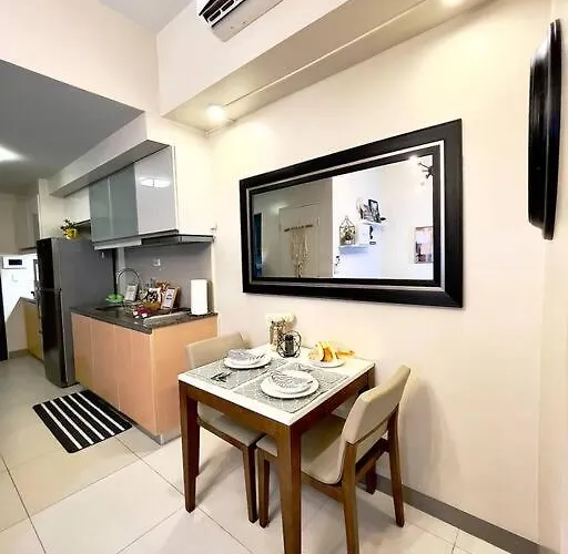 Angeliz Suites: Uptown Bgc Apartment *