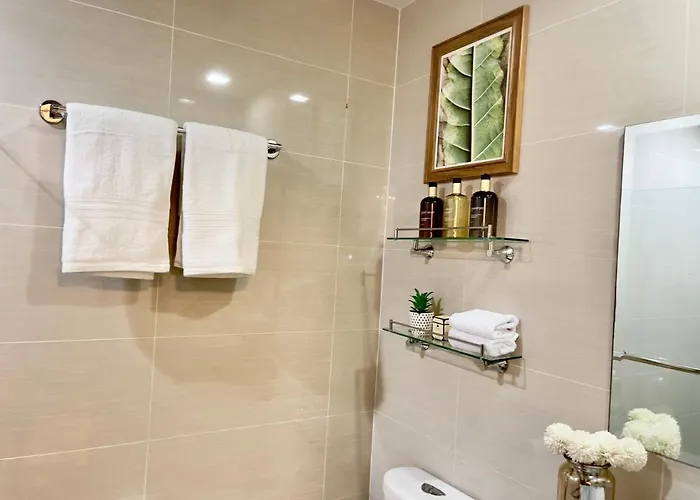 Angeliz Suites: Uptown Bgc Apartment